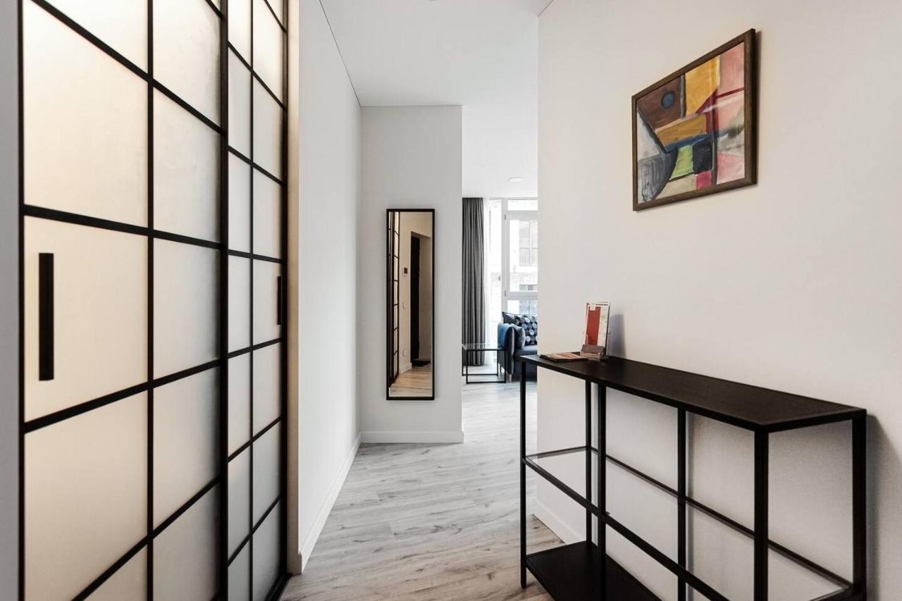 Happy Inn Vip, Self Check-In-24X7, A-C, Parking-In-The-Underground-Garage VNO Exteriér fotografie