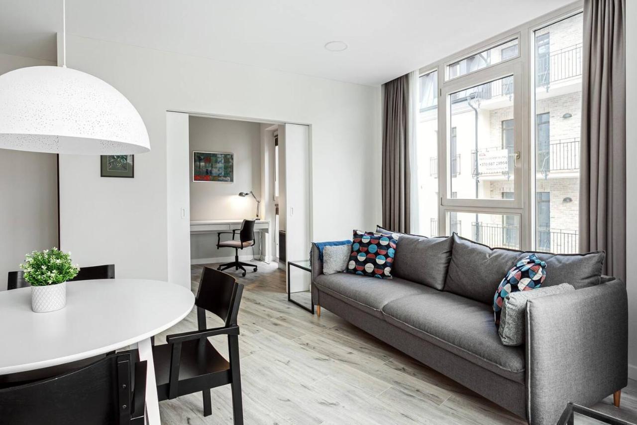 Happy Inn Vip, Self Check-In-24X7, A-C, Parking-In-The-Underground-Garage VNO Exteriér fotografie